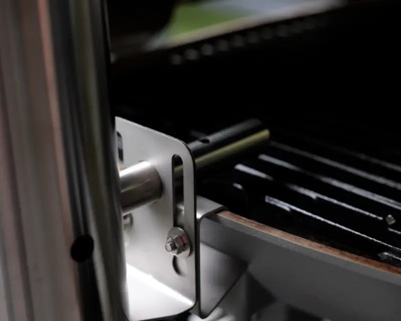 MOUNT TO YOUR WEBER Q