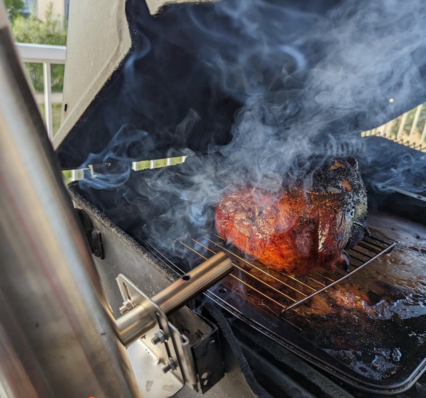 Smokai 1L Classic 'Hooded Grill Rotisserie Bracket' Mounting Kit